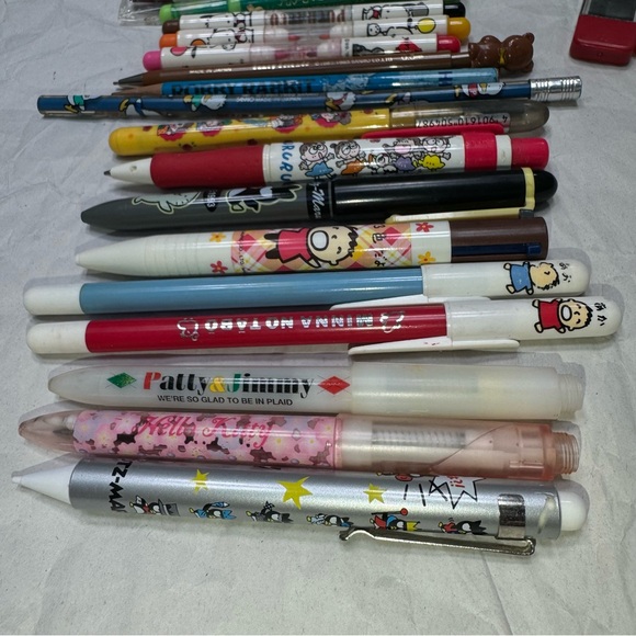 Vintage Sanrio pens pencils - Picture 3 of 14